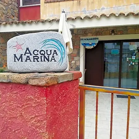 Acquamarina לינה וארוחת בוקר