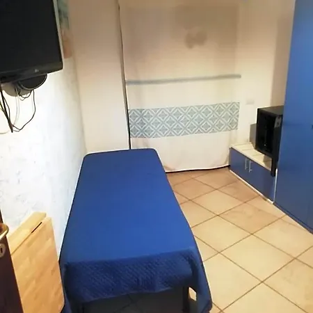 Acquamarina לינה וארוחת בוקר